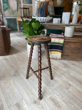 Load image into Gallery viewer, Vintage S/2 French Stools
