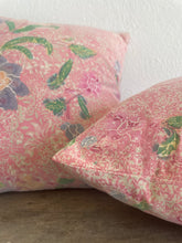 Load image into Gallery viewer, Vntg Balineses Pink Flowers Pillow
